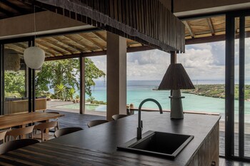 panorama villas ceningan