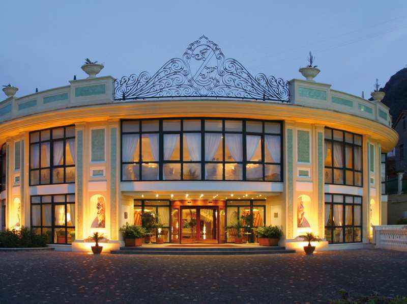 grand hotel la pace adults only