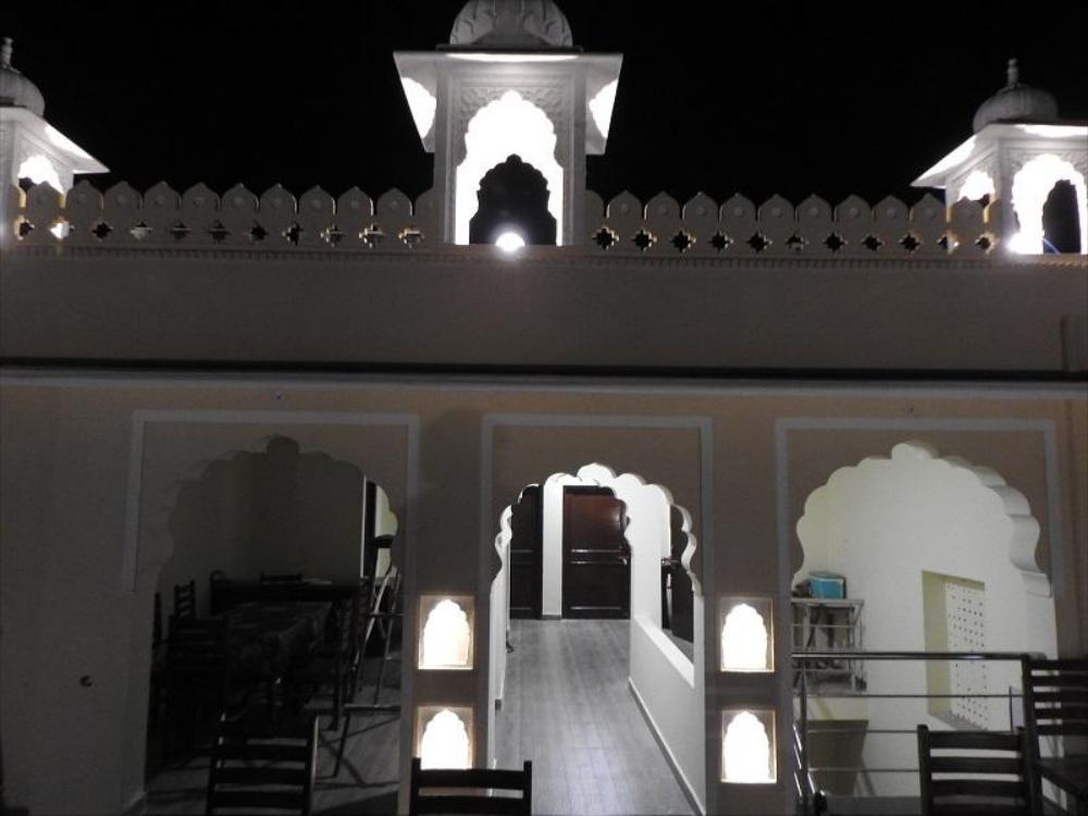 Hotel Dev Palace,Ranthambhore Road,1 star