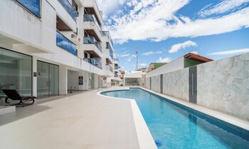 pos apartamentos em santinho