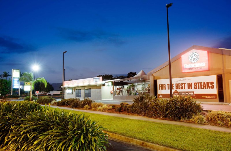 Nightcap At Balaclava Hotel,Earlville>>Cairns,4 star