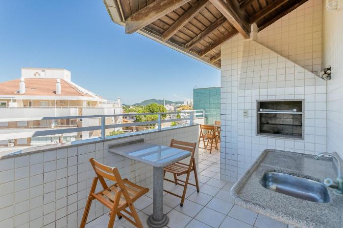 cozy two story house just 120m from the beach ede