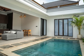 The Moringa Bukit Villas,,4 star
