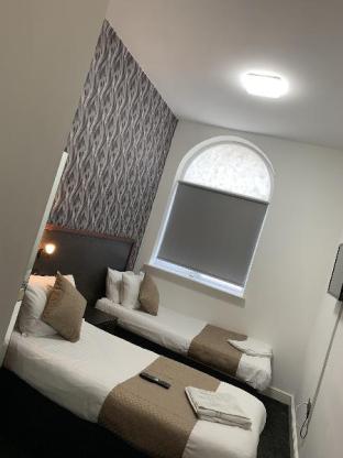 Ibi Imperial - Salford,Near University Of Salford,3 star