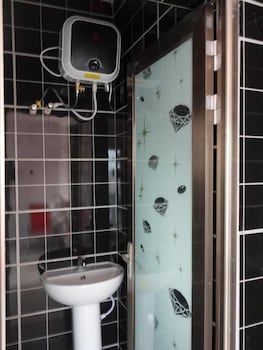 promise arena service apartments