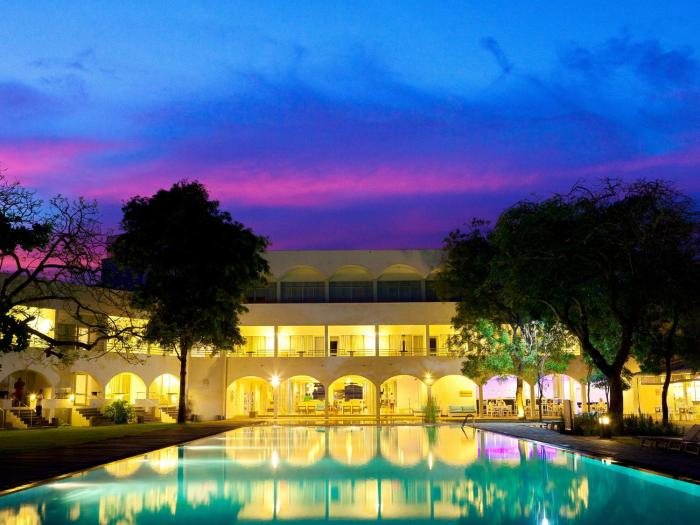 Trinco Blu By Cinnamon,Sri Lanka>>Eastern Province,4 star