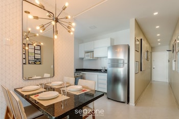 charming apt just 450m from the beach emm0202