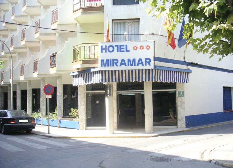 4R Miramar Calafell,Calafell>>Barcelona,3 star