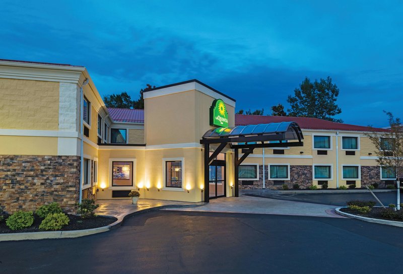 La Quinta Inn By Wyndham Buffalo Airport