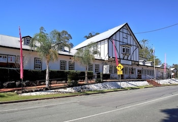 Canungra Hotel,Brisbane>>Bonogin,2.5 star