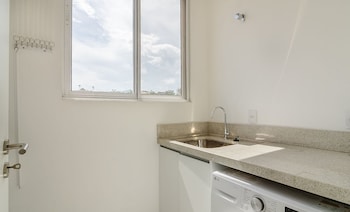 Apartment W/ Barbecue 240M From The Beach Ehi0401,,2 star