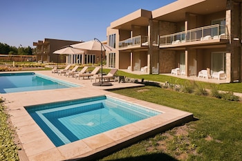 Howard Johnson Alcantara Boutique Hotel Chacras De Coria, Mendoza,,3 star