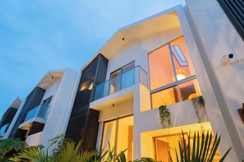 Elivaas Mirai Tauras 3Bhk,,3 star