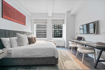 17John: Classic King Studio Apartment,,2 star