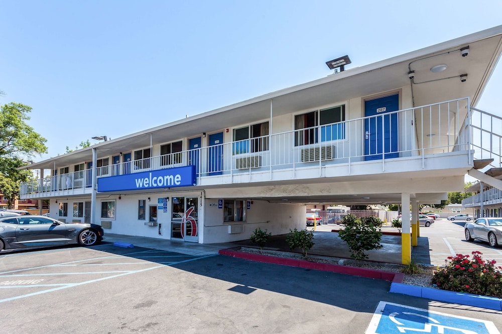 motel 6 sacramento ca downtown