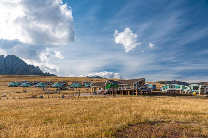 green crown resort