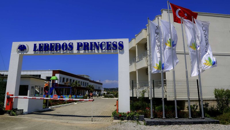 Labranda Lebedos Princess,Izmir Adnan Menderes Airport>>Izmir,4 star