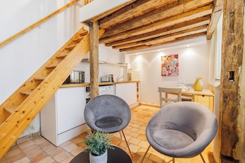 splendid duplex 1br 2p notre dame ile st louis