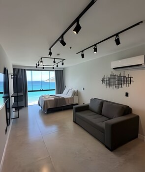 loft paradiso 411