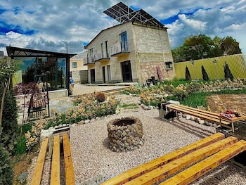 Bee Planet Guest House,,3 star