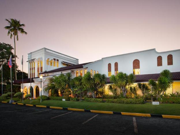 Montebello Villa Hotel,Cebu City>>Cebu,4 star
