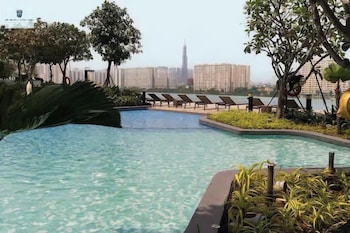 The Sun Avenue Skyline Saigon,,5 star