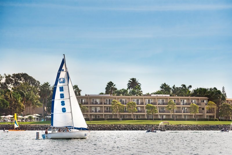 the dana on mission bay