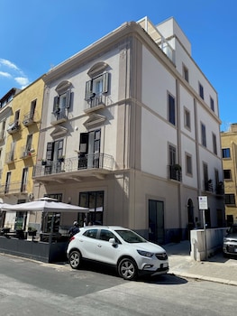 gonia residence