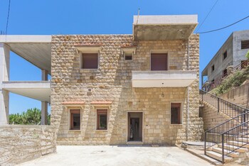 Beit Salima 3Br House With Pool,,4 star
