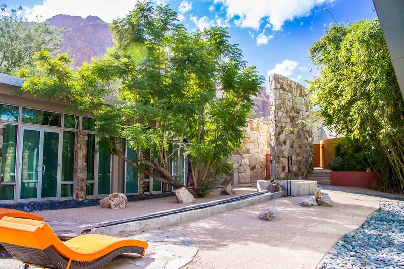 Sanctuary Camelback Mountain, A Gurney's Resort And Spa,Pueblo Blanco>>Paradise Valley,5 star
