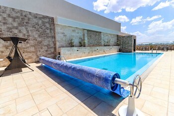 elite residences view palace apartments