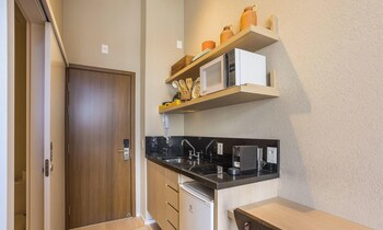 studios in a building with pool and gym in perdizes aby