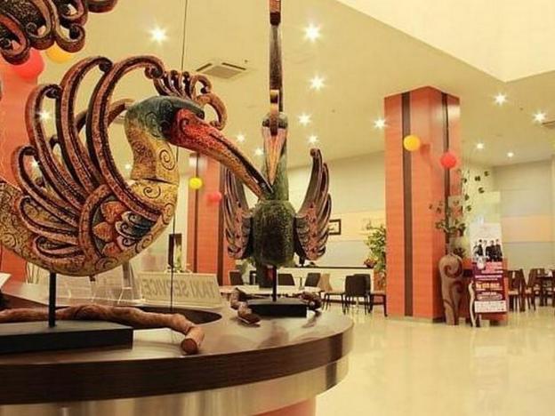 lampion hotel solo
