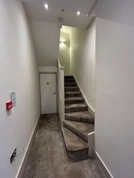wembley park high spec 6 apartment block