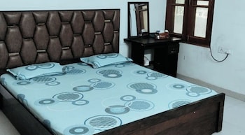 spacious peaceful apartment for two families in lucknow