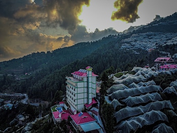 hilltop resorts by fidato lepere