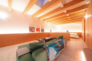 Hotel Nito,,2 star