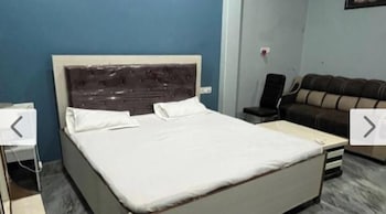 Jaymala Home Stay,,3 star