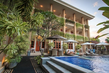 Pondok Anyar Hotel,Near Tuban Beach,2 star