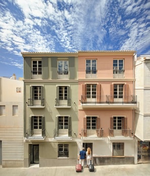 coeo frailes design apartments