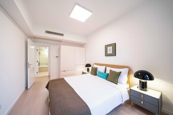 tyms 1br apt hongqiao yucui garden