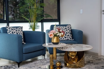 lux leisure apartment hotel sandton