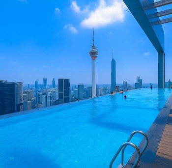 the platinum klcc by aura suites