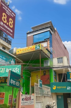 Raj Palace Guest House