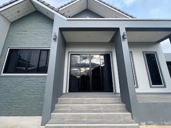 holiday home in mae sot