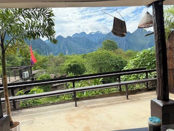 ban laos guesthouse