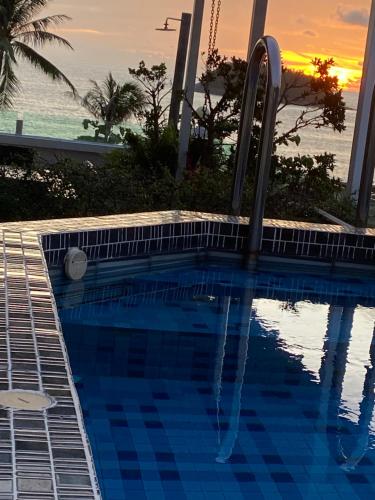 Kata Hill Sea View,Karon Beach>>Karon,2 star