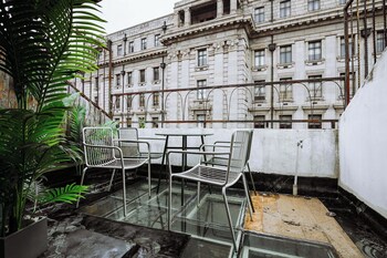 shanghai bund city union apartment