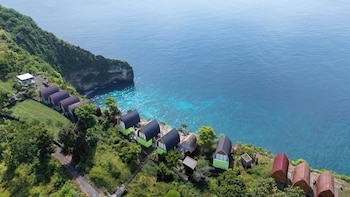 eco tourist dream beach cliff villas
