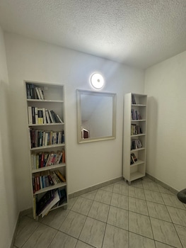 Calma Vista Apartments,,3 star